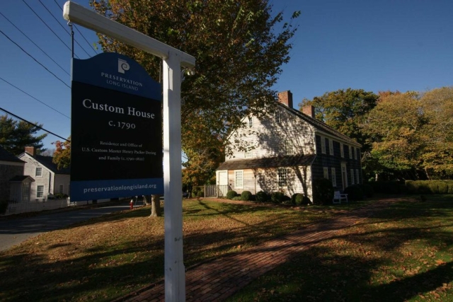 Custom House